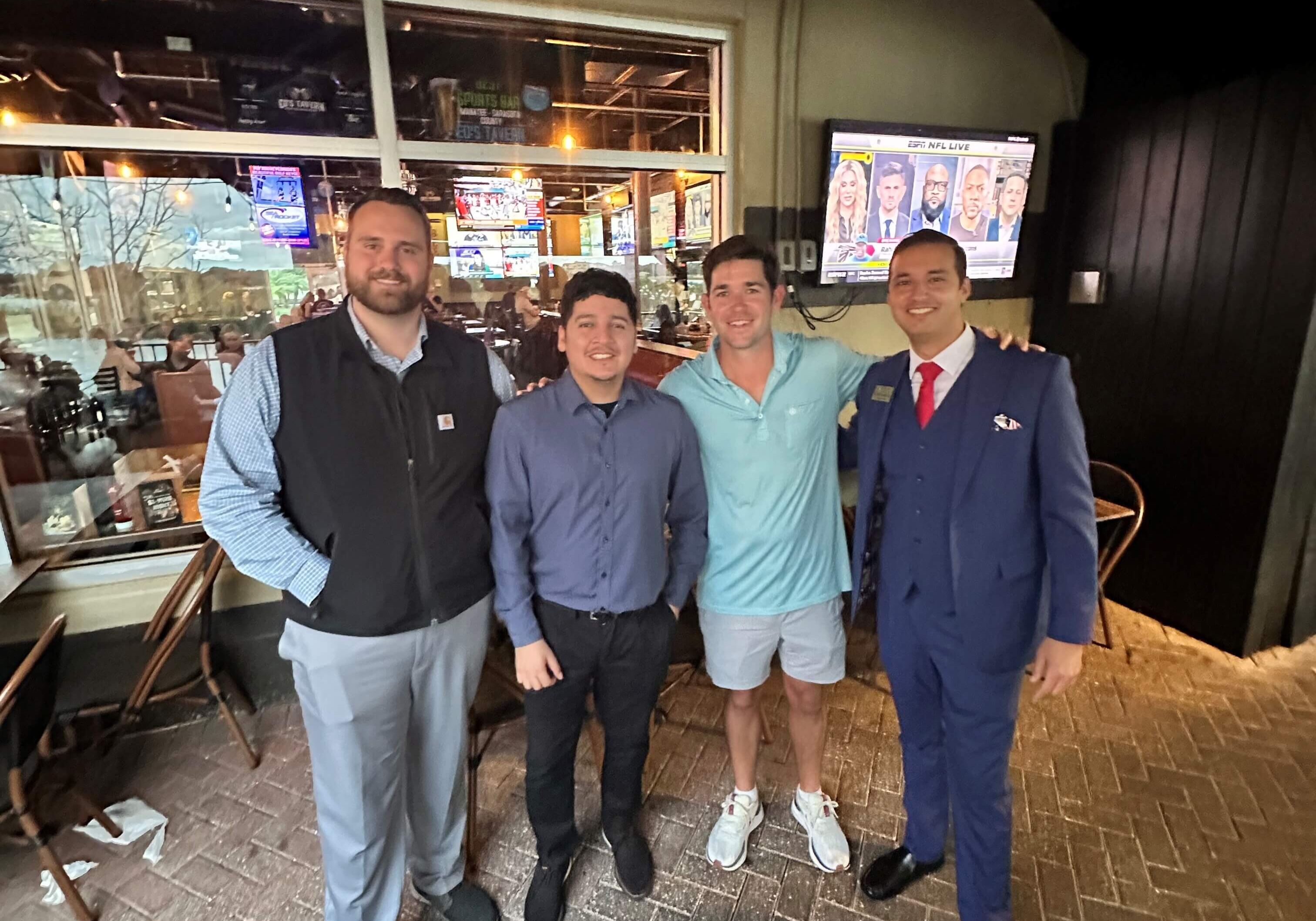 Young Leaders Alliance golf event group photo.